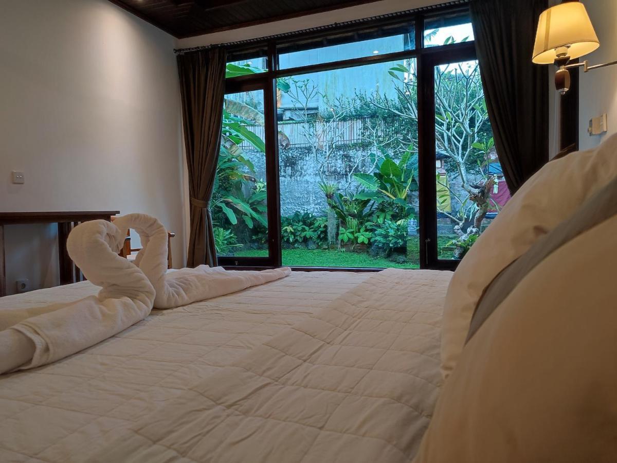 Bhuana Shanti Homestay Ubud  Bagian luar foto